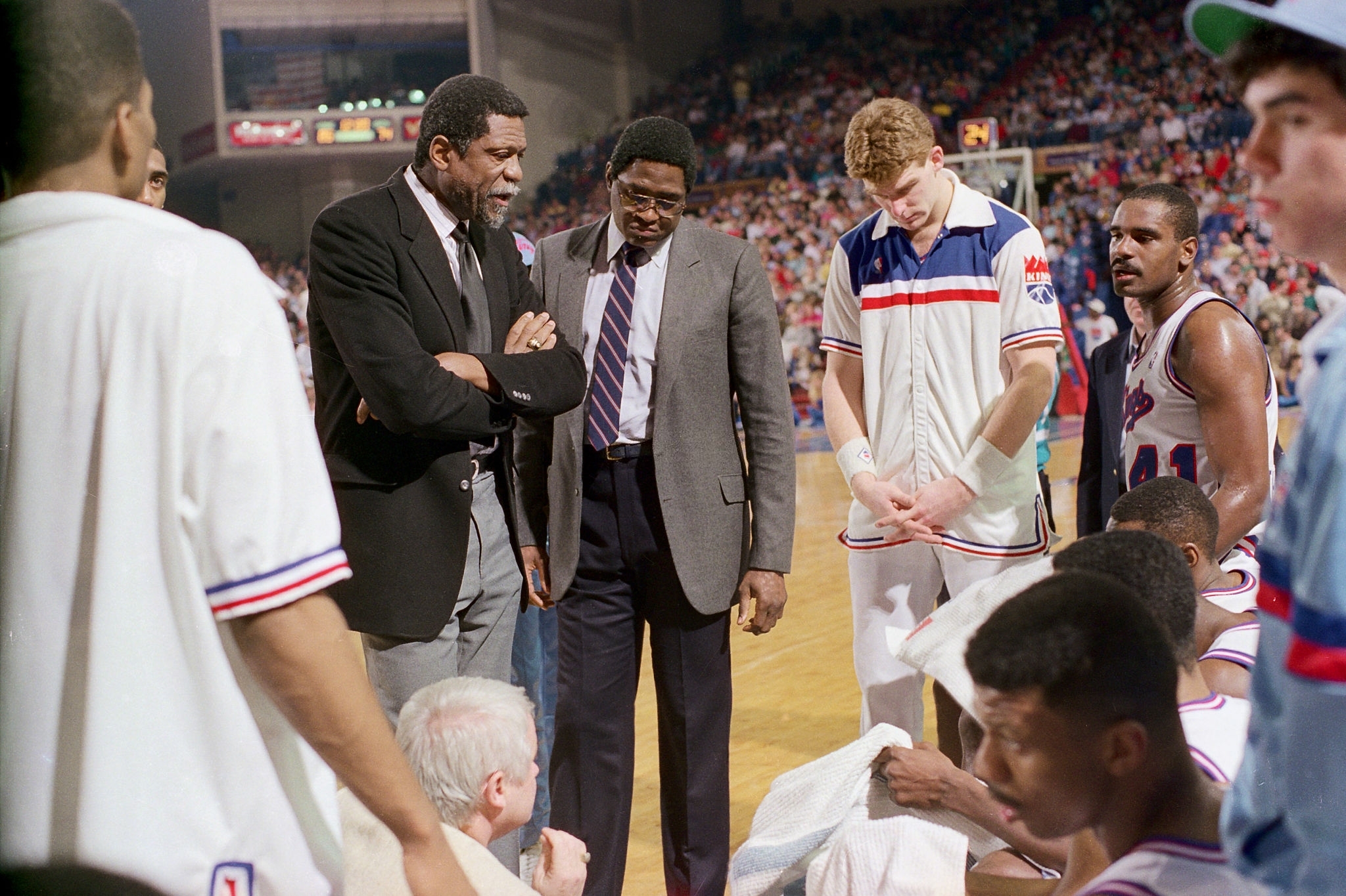 追防视线 追防视线