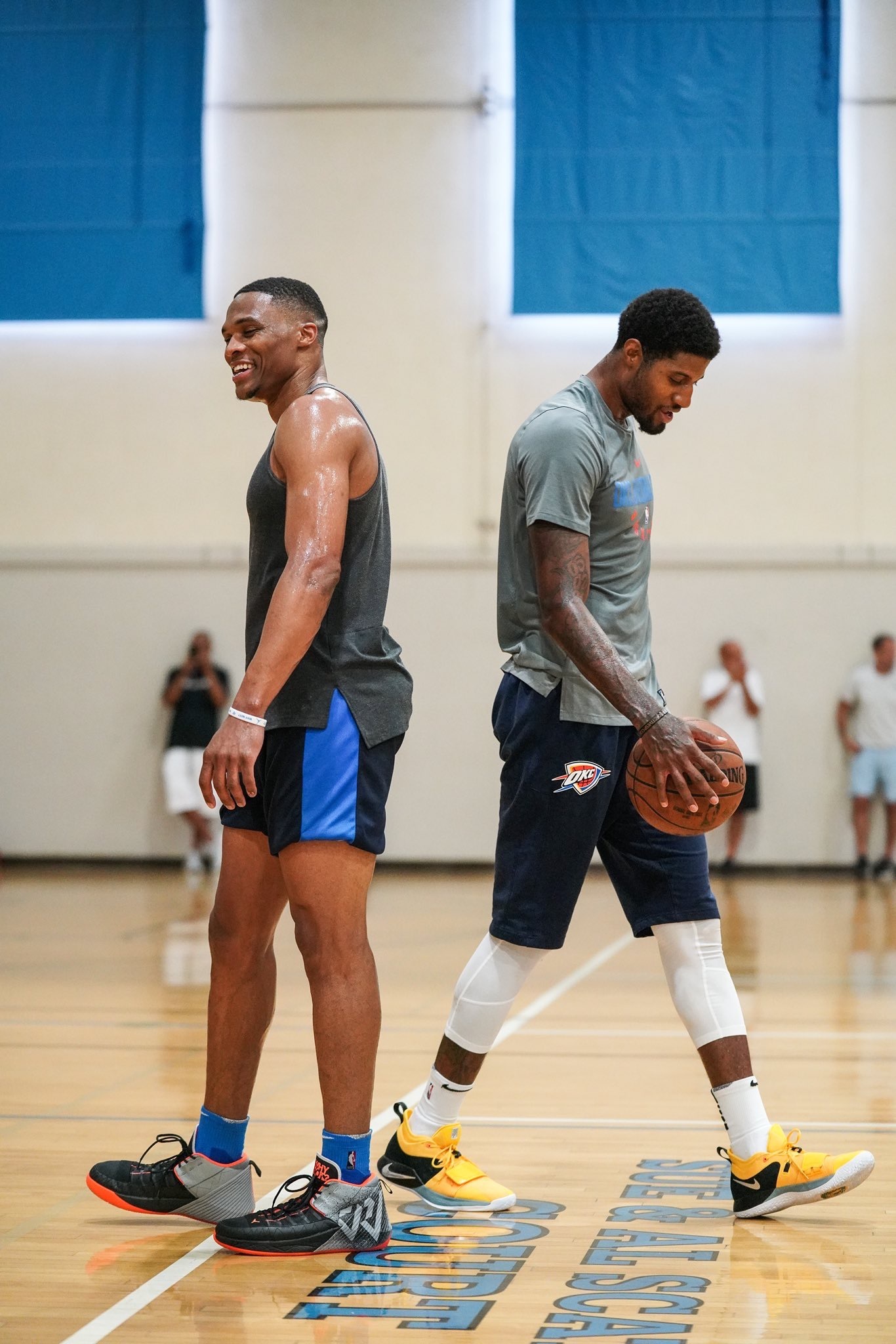 多所在的弱 多所在的弱